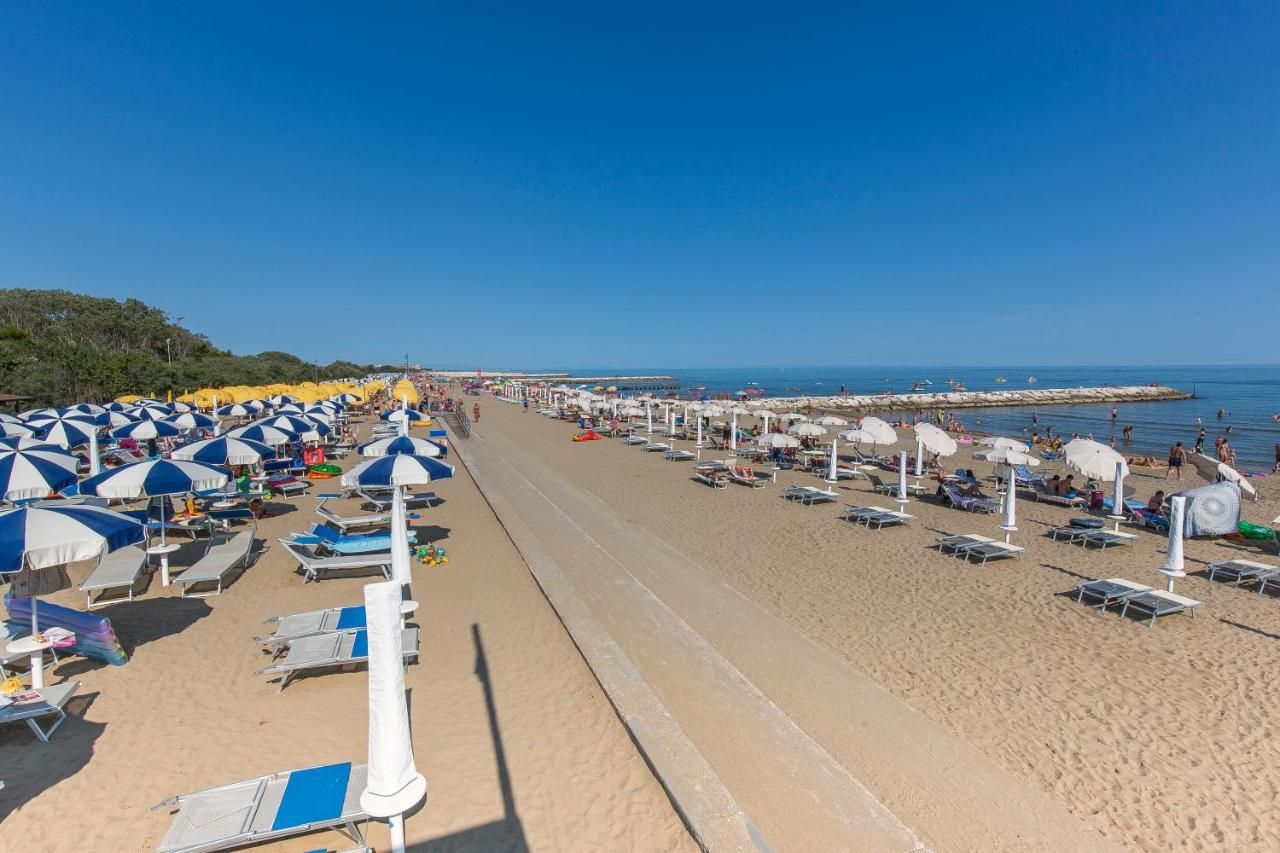 Pioppi Lido Altanea Apartment Caorle Exterior photo